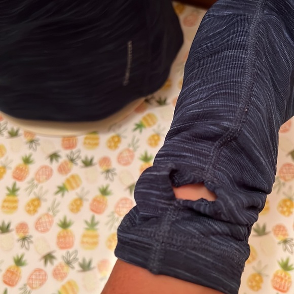 Noble Outfitters cowl neck Small - Picture 4 of 6